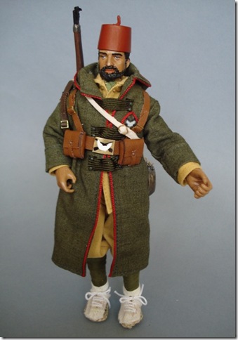 SOLDADO MORO EN UNIFORME DE CAMPAÑA EN INVIERNO Escala 1/10 madelman custom