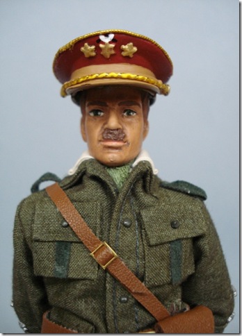 CAPITAN DE UN TABOR DE CABALLERIA EN UNIFORME DE PARADA DE LAS TROPAS REG. DE MARRUECOS Escala 1/10 madelman custom