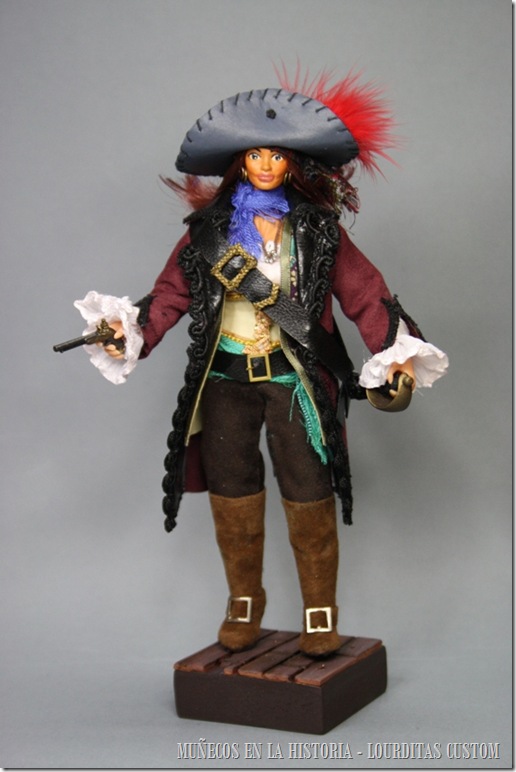 CORSARIA “ANNE BONNY” – Figura articulada Escala 1/10 madelman custom